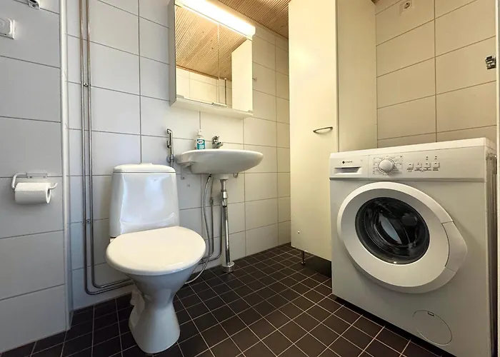 With Locals - Shared ヘルシンキ